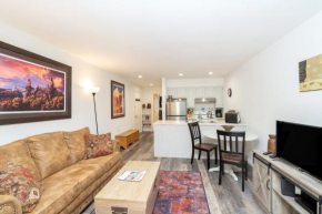 Etta Place 5 by AvantStay Ski In Ski Out Unit w Views of the Valley Telluride